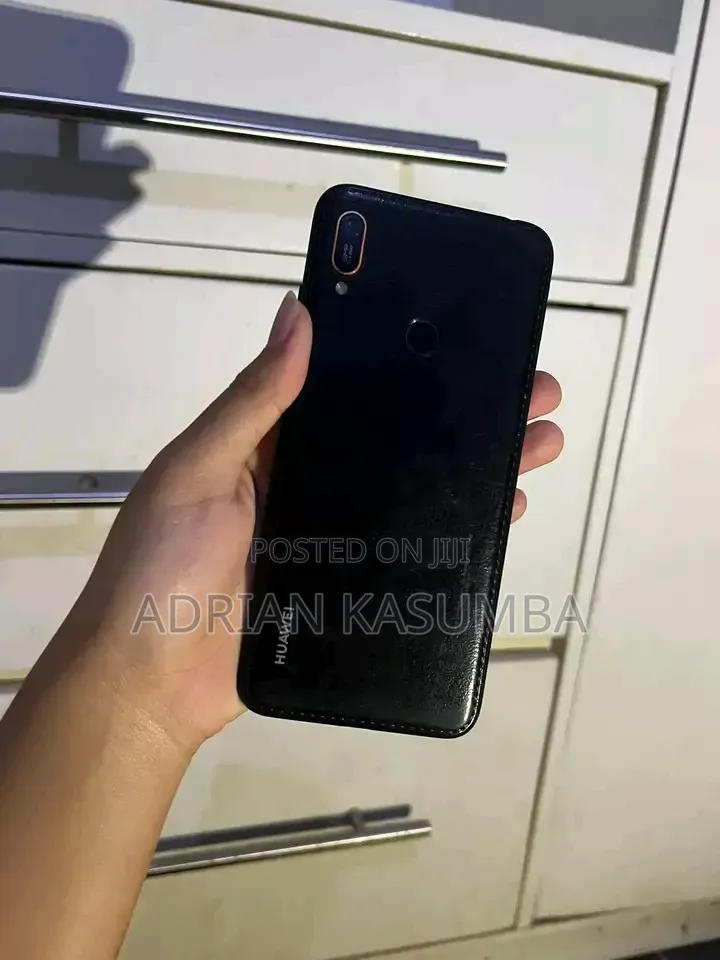 New Huawei Y6s 64 GB Black