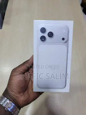 New Apple iPhone 17 Pro Max 256 GB Silver