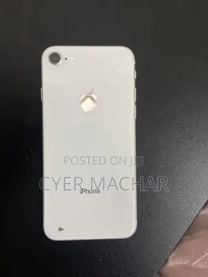 Apple iPhone 8 64 GB White