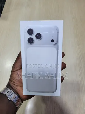 New Apple iPhone 17 Pro Max 256 GB Silver
