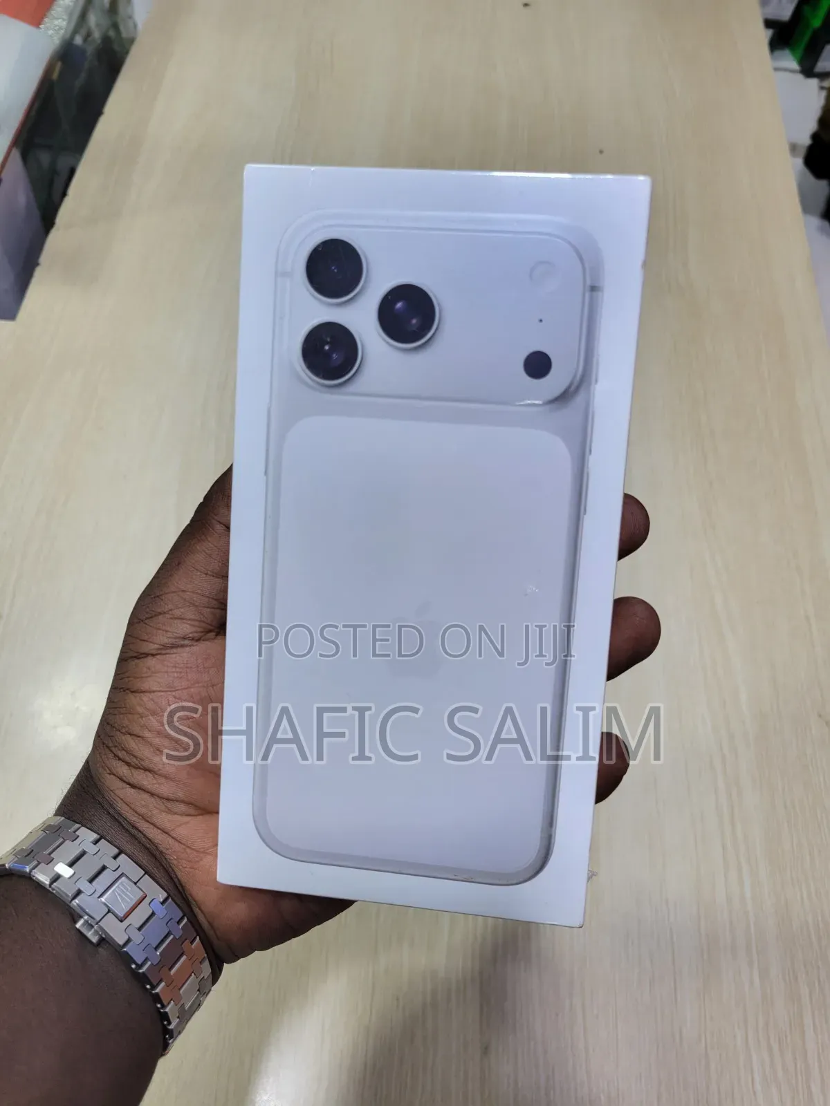 New Apple iPhone 17 Pro Max 256 GB Silver