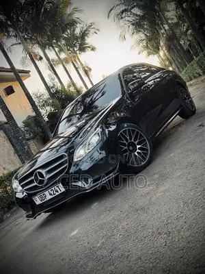 Mercedes-Benz E250 2015 Black