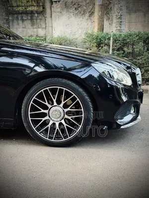 Mercedes-Benz E250 2015 Black