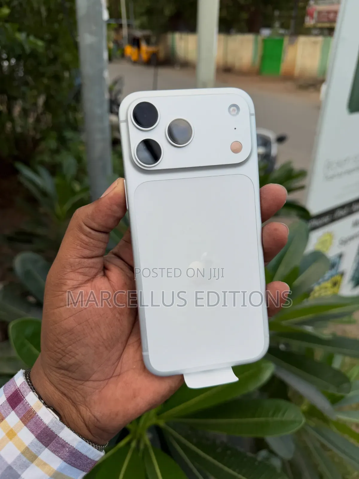New Apple iPhone 17 Pro Max 256 GB Silver