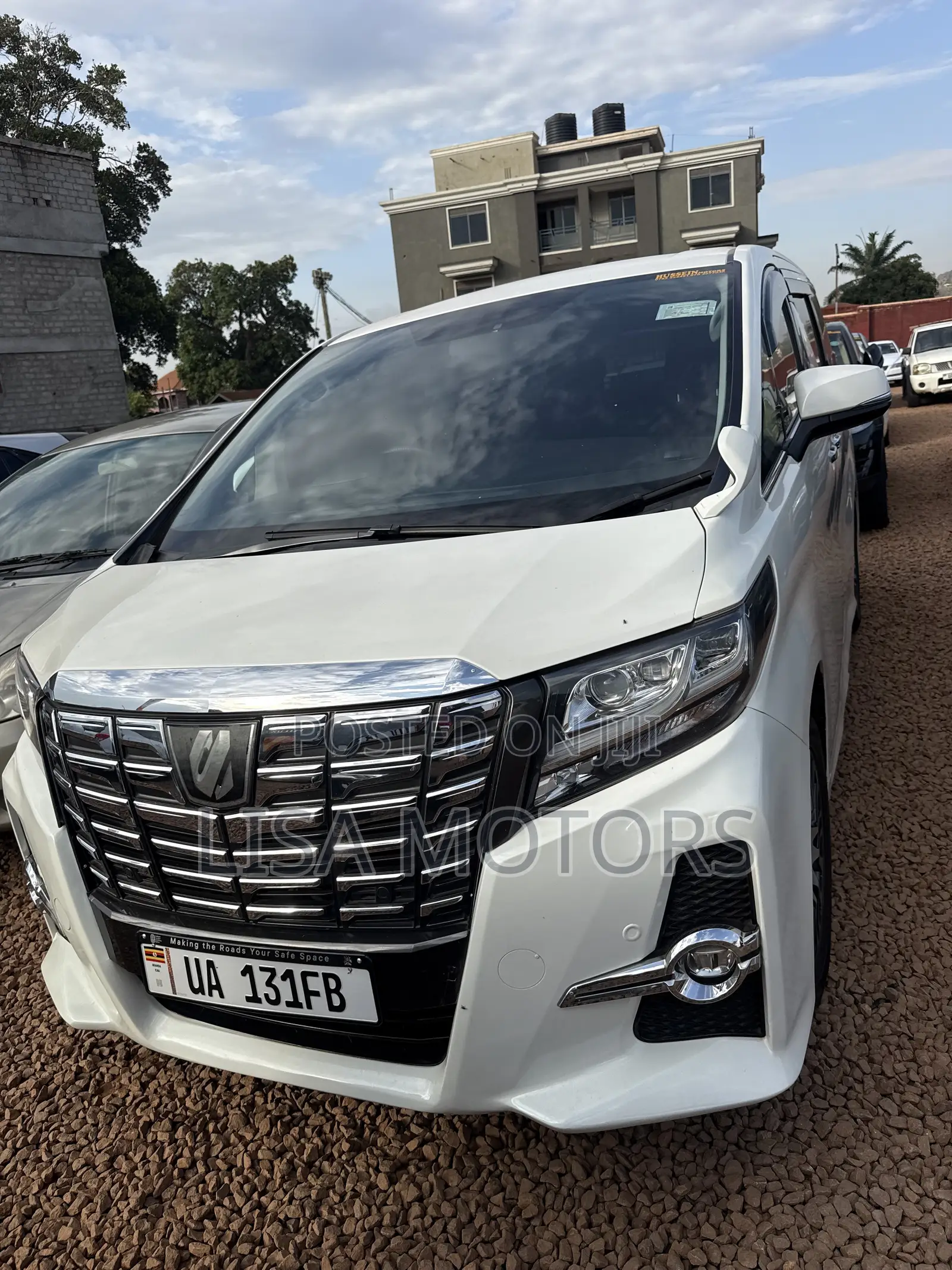 Toyota Alphard 2.5 Petrol AWD 2017 White