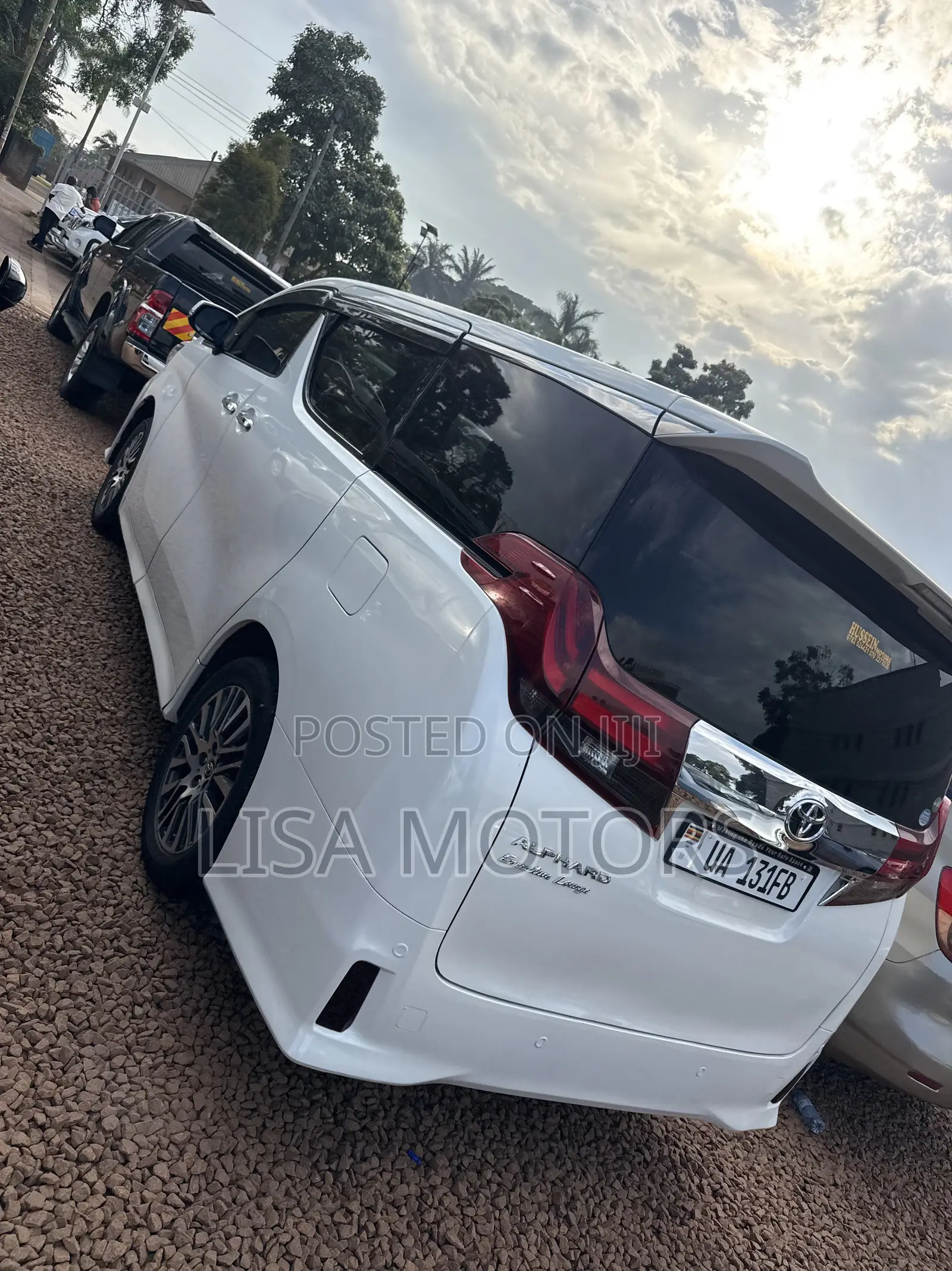 Toyota Alphard 2.5 Petrol AWD 2017 White