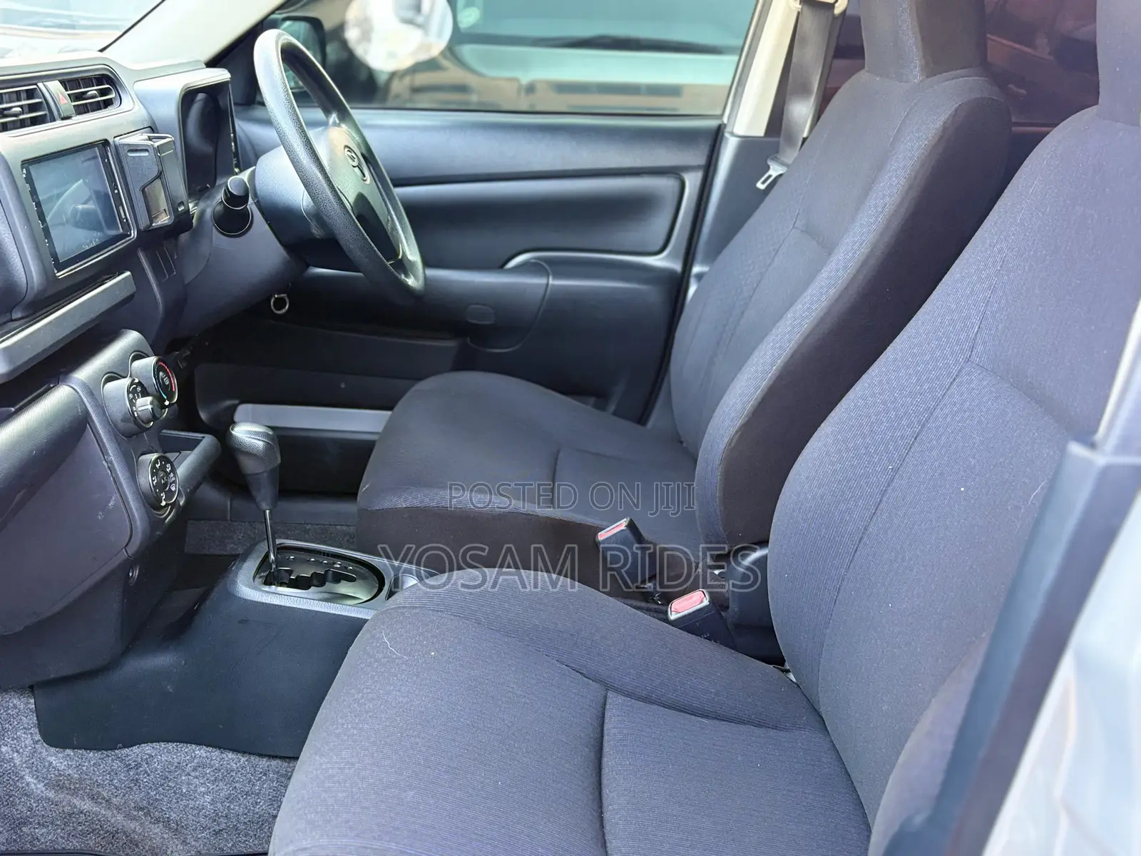 Toyota Probox 1.5 DX Comfort 4WD 2015 Silver