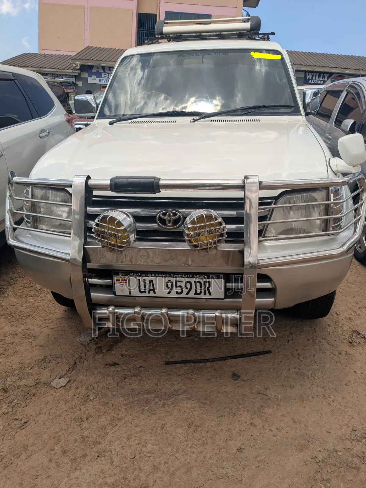Toyota Land Cruiser Prado 2004 White
