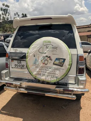 Toyota Land Cruiser Prado 2004 White