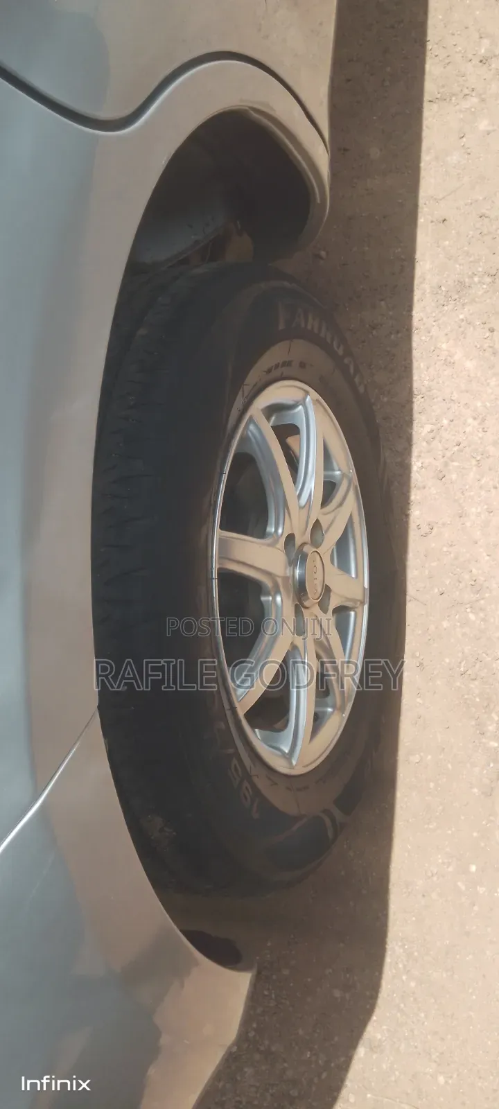 Toyota Sienta 2010 Silver