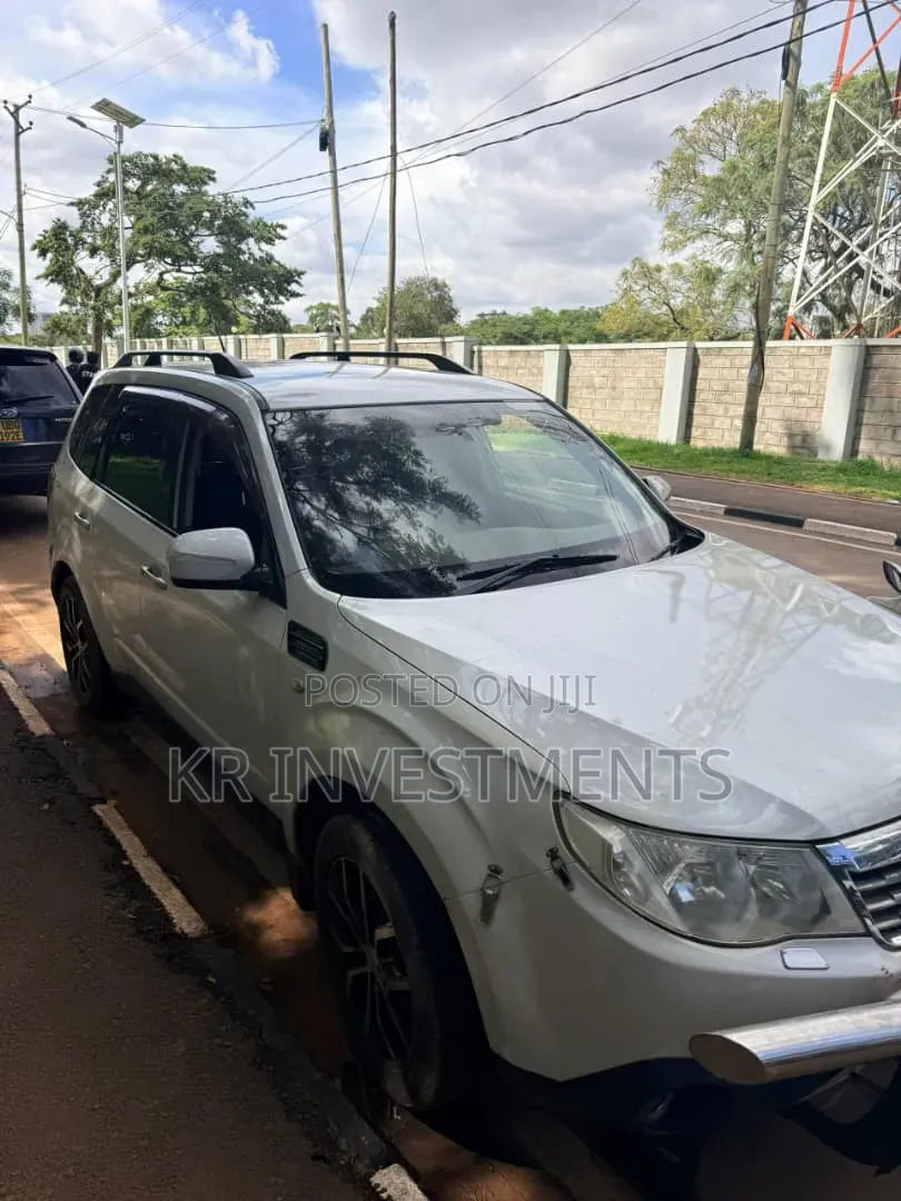 Subaru Forester 2009 White