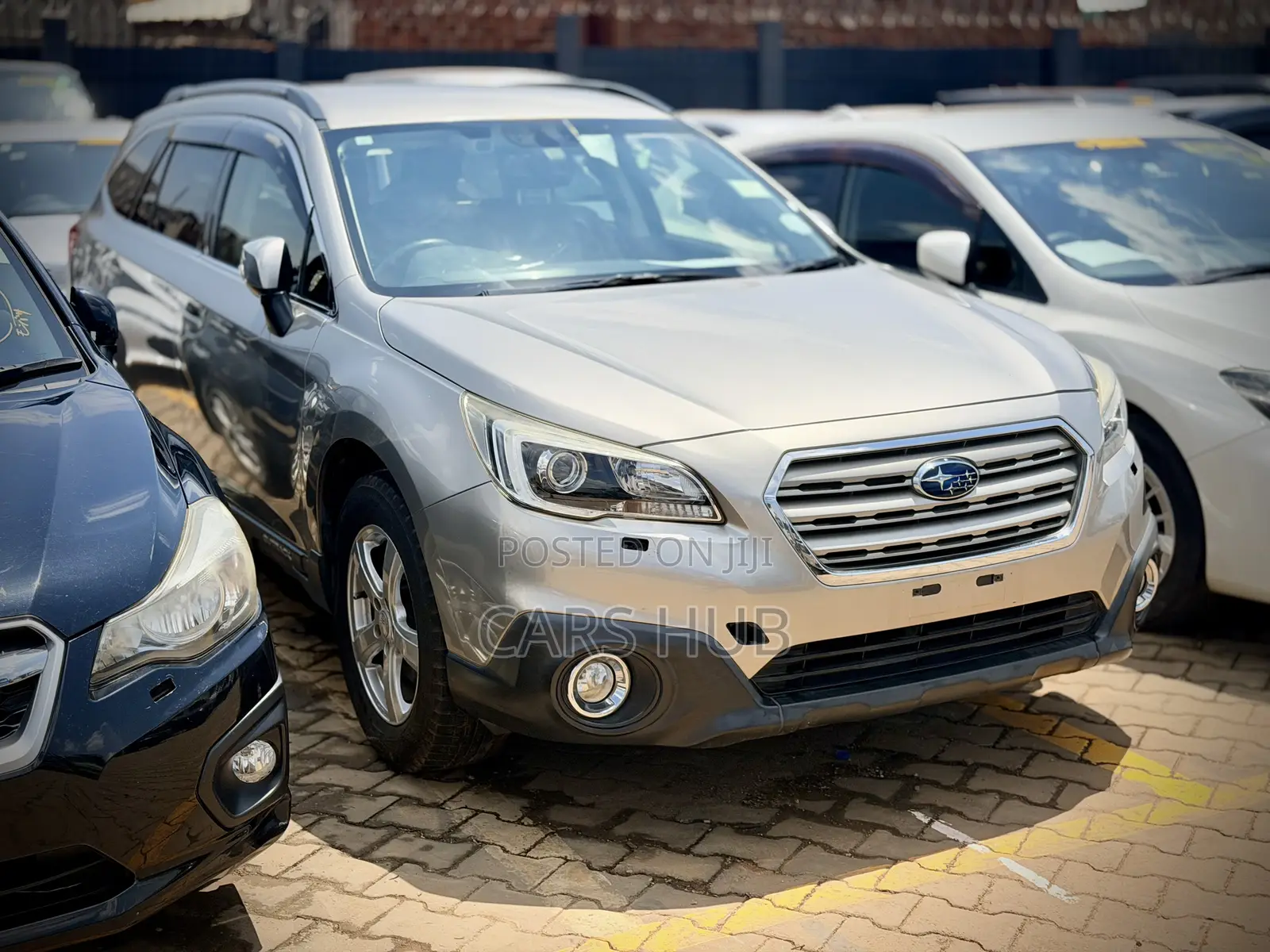 Subaru Outback 2.5i Premium AWD 2016 Gold