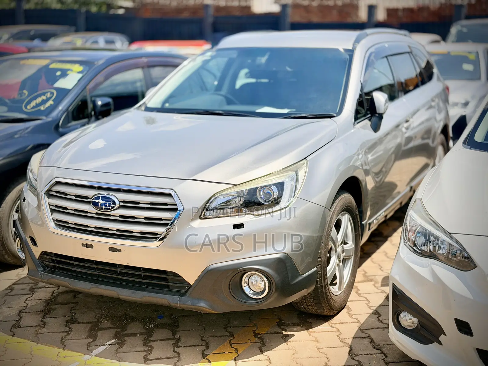 Subaru Outback 2.5i Premium AWD 2016 Gold