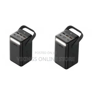 500 50000mAh 22.5W Power Bank, a Black Portable High-Capacity Charger