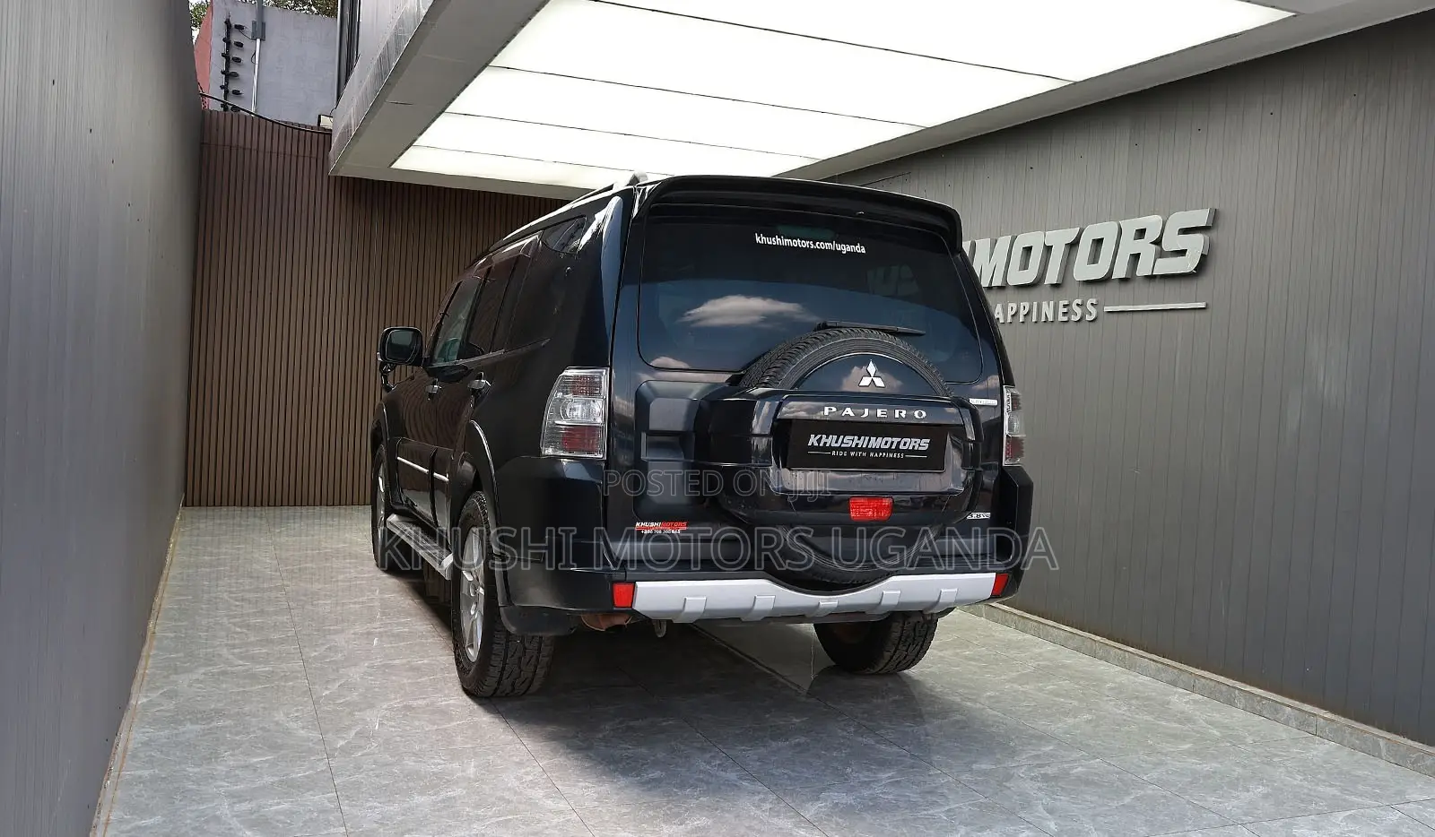 Mitsubishi Pajero 2011 Black