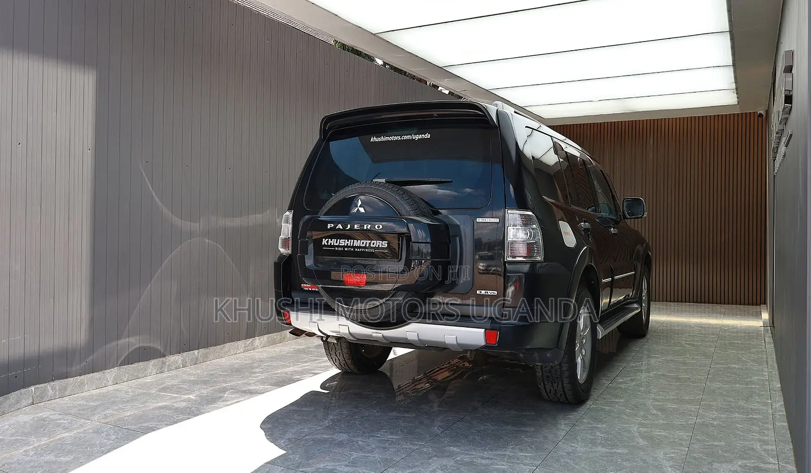 Mitsubishi Pajero 2011 Black