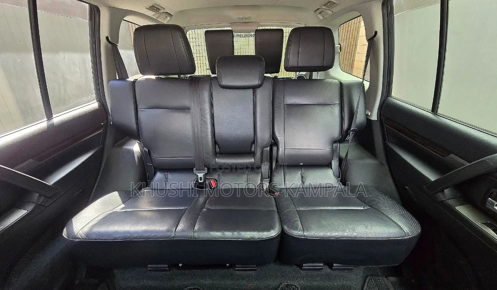 Mitsubishi Pajero 2011 Black