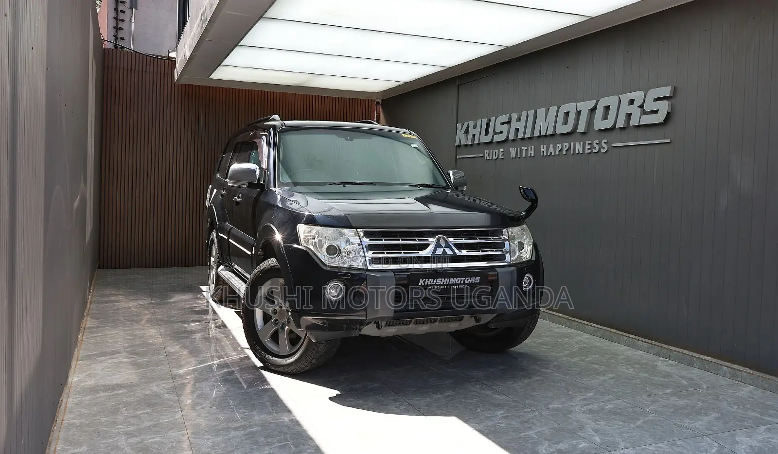 Mitsubishi Pajero 2011 Black