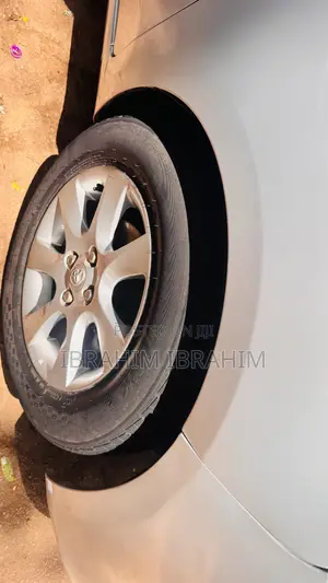 Toyota Passo Sette 2010 Silver