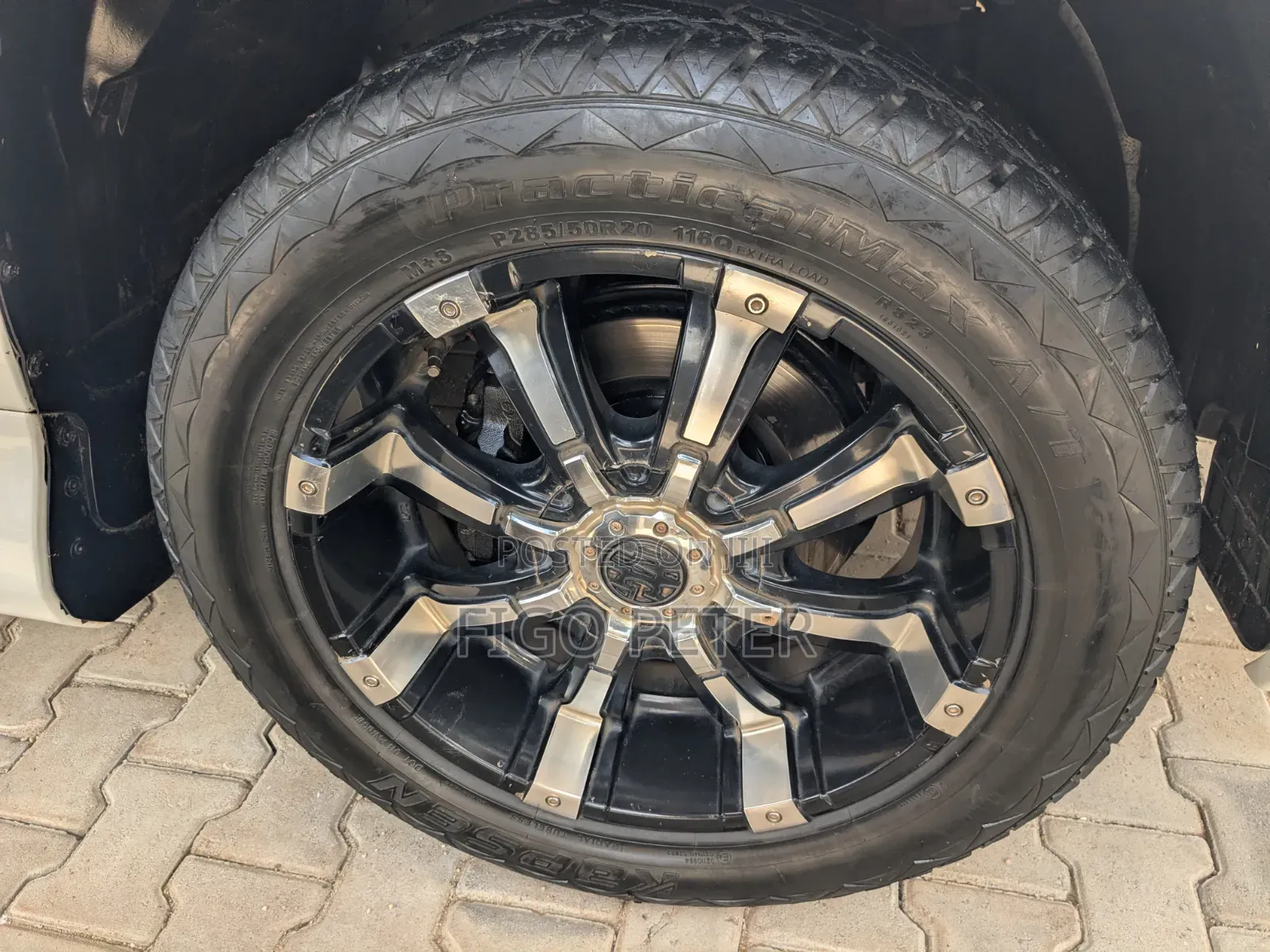 Toyota Land Cruiser Prado 2015 White
