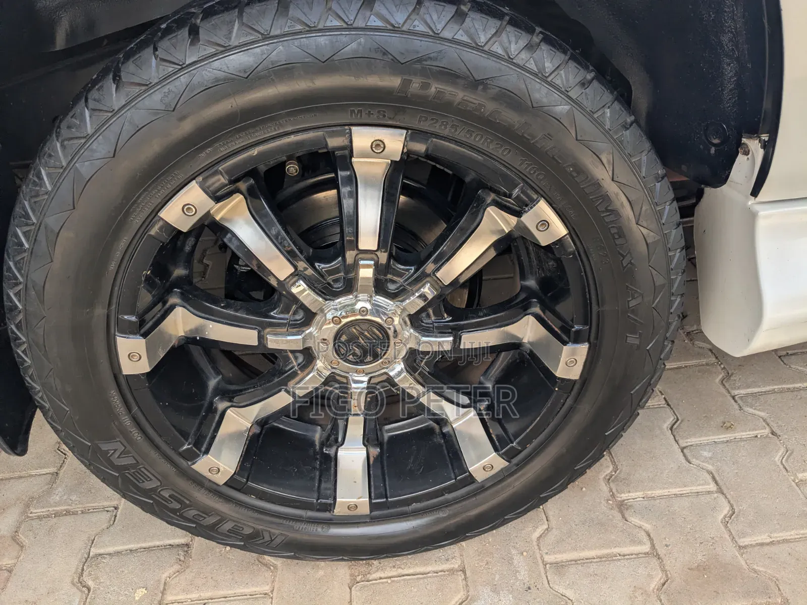Toyota Land Cruiser Prado 2015 White