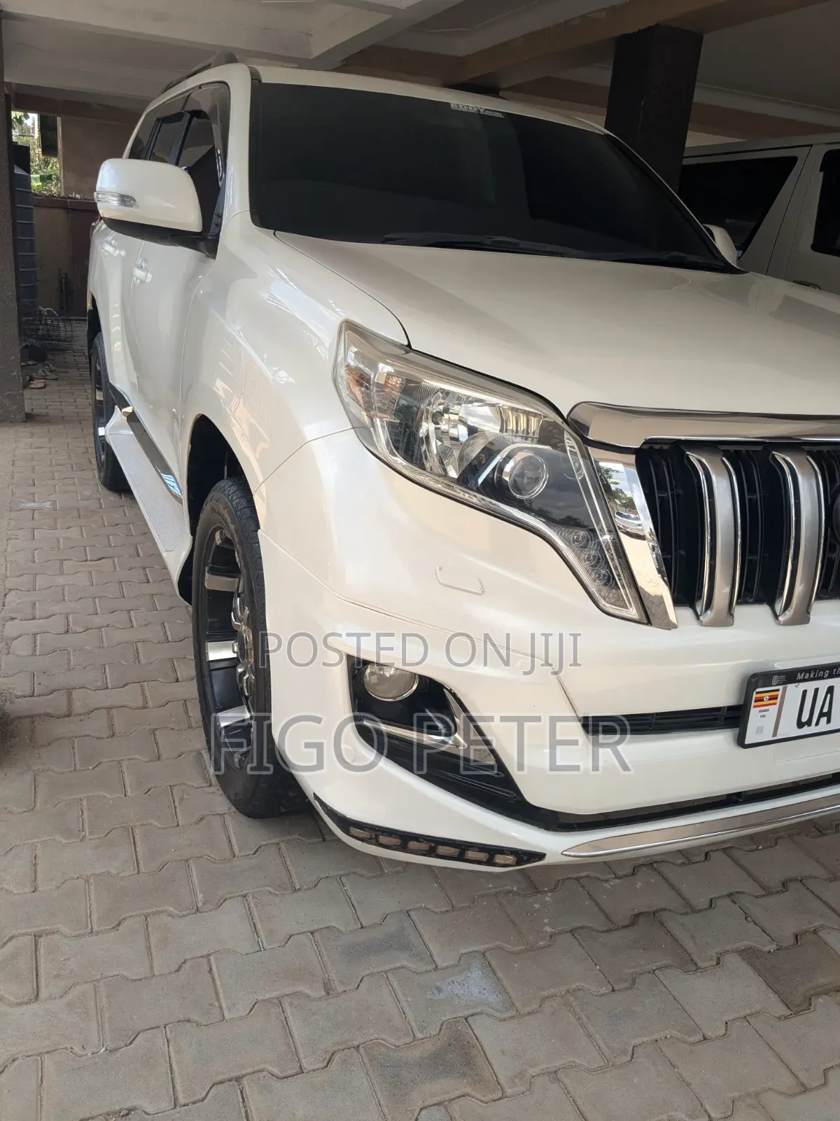 Toyota Land Cruiser Prado 2015 White