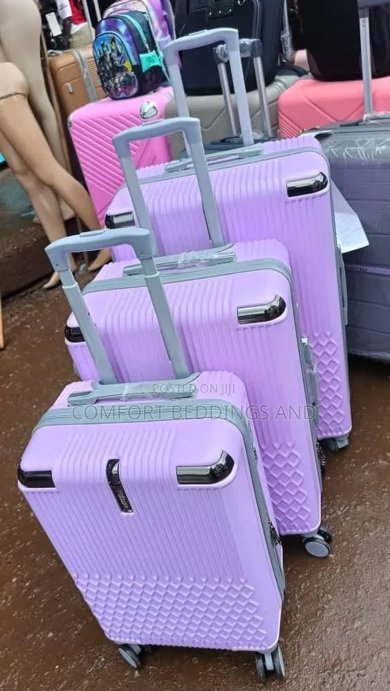 Plastuc Suitcase Set Light Purple