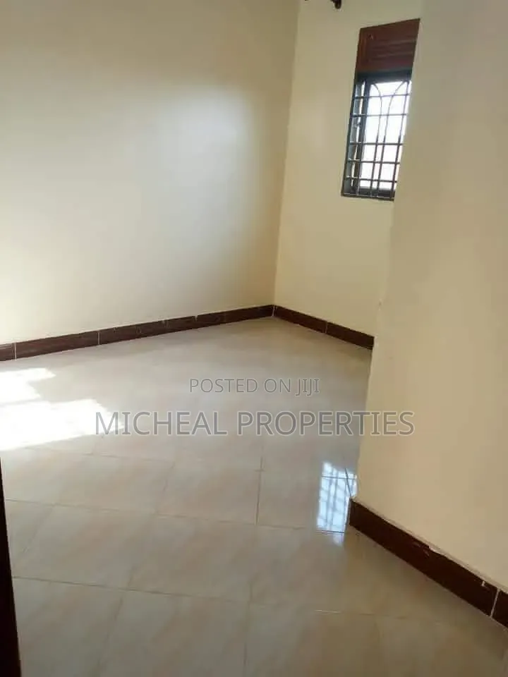 1bdrm House in Magere Gayaza Rd, Kawempe for rent