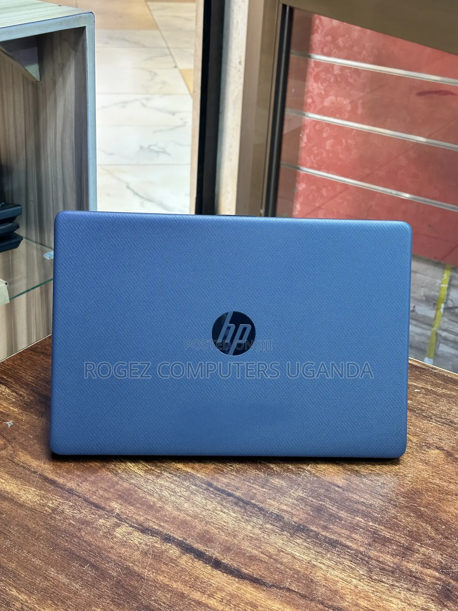 New Laptop HP 15-dw0037wm 8GB Intel Core i7 SSD 256GB
