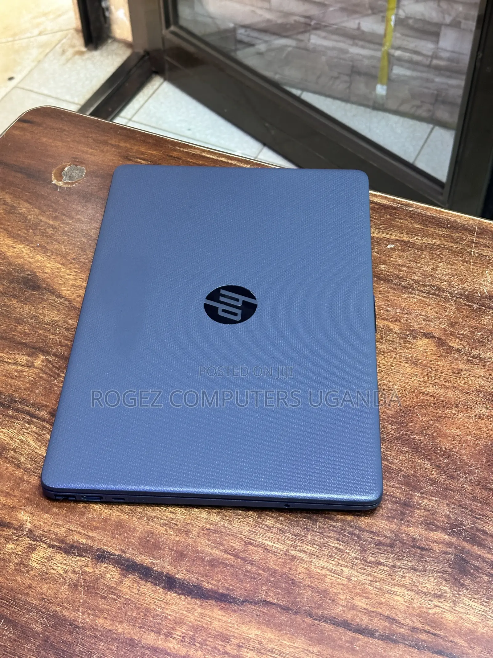 New Laptop HP 15-dw0037wm 8GB Intel Core i7 SSD 256GB