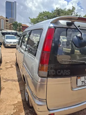 Toyota LiteAce Noah 1998 Gray