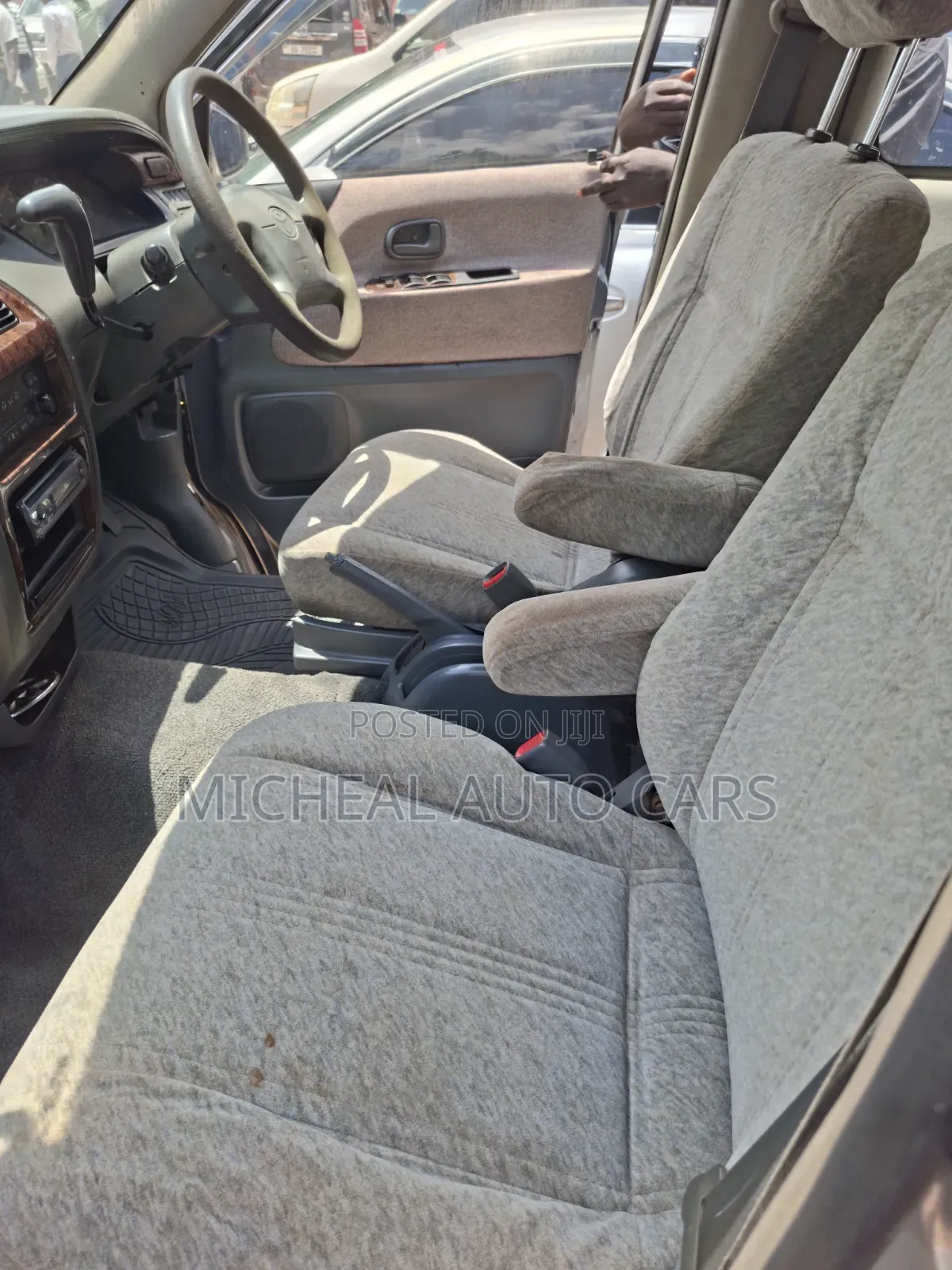 Toyota LiteAce Noah 1998 Gray