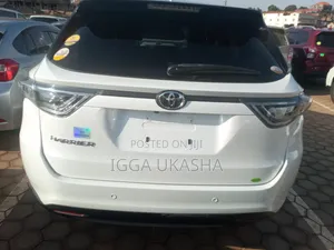 Toyota Harrier 2018 White
