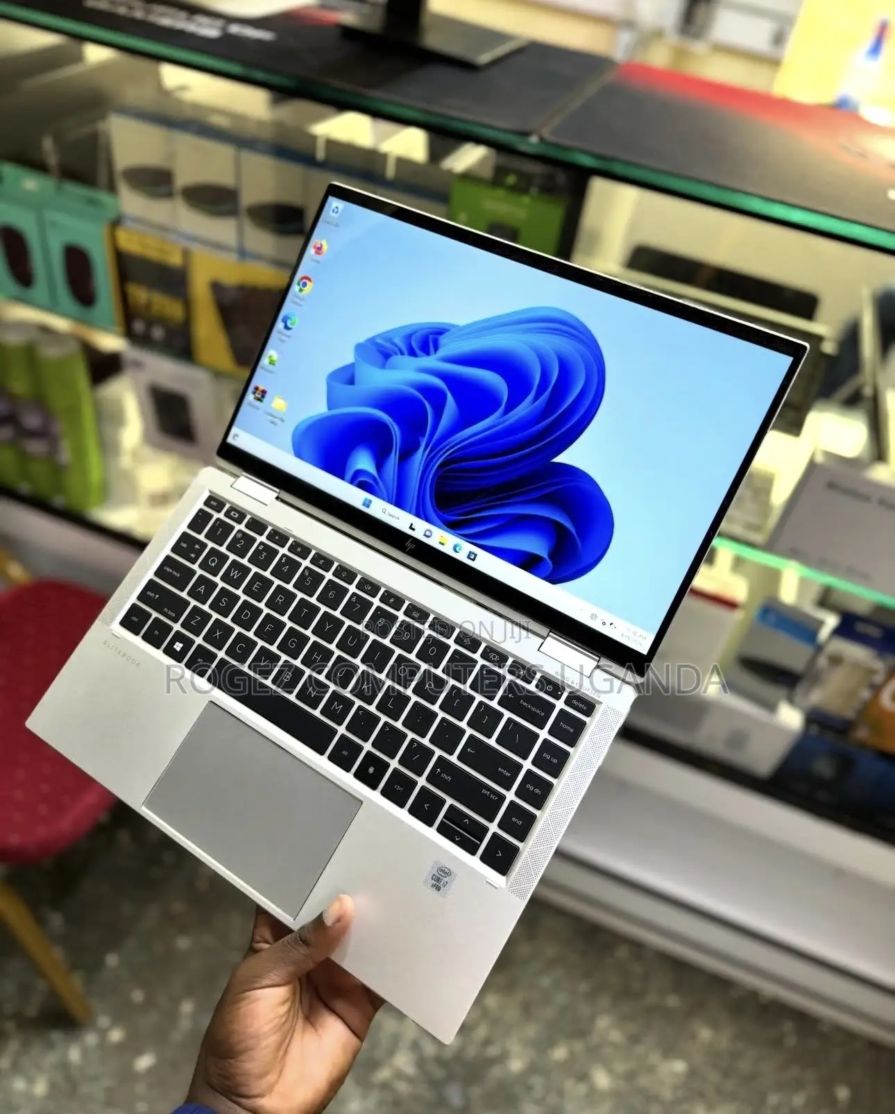 New Laptop HP EliteBook x360 1040 G7 16GB Intel Core i7 SSD 256GB