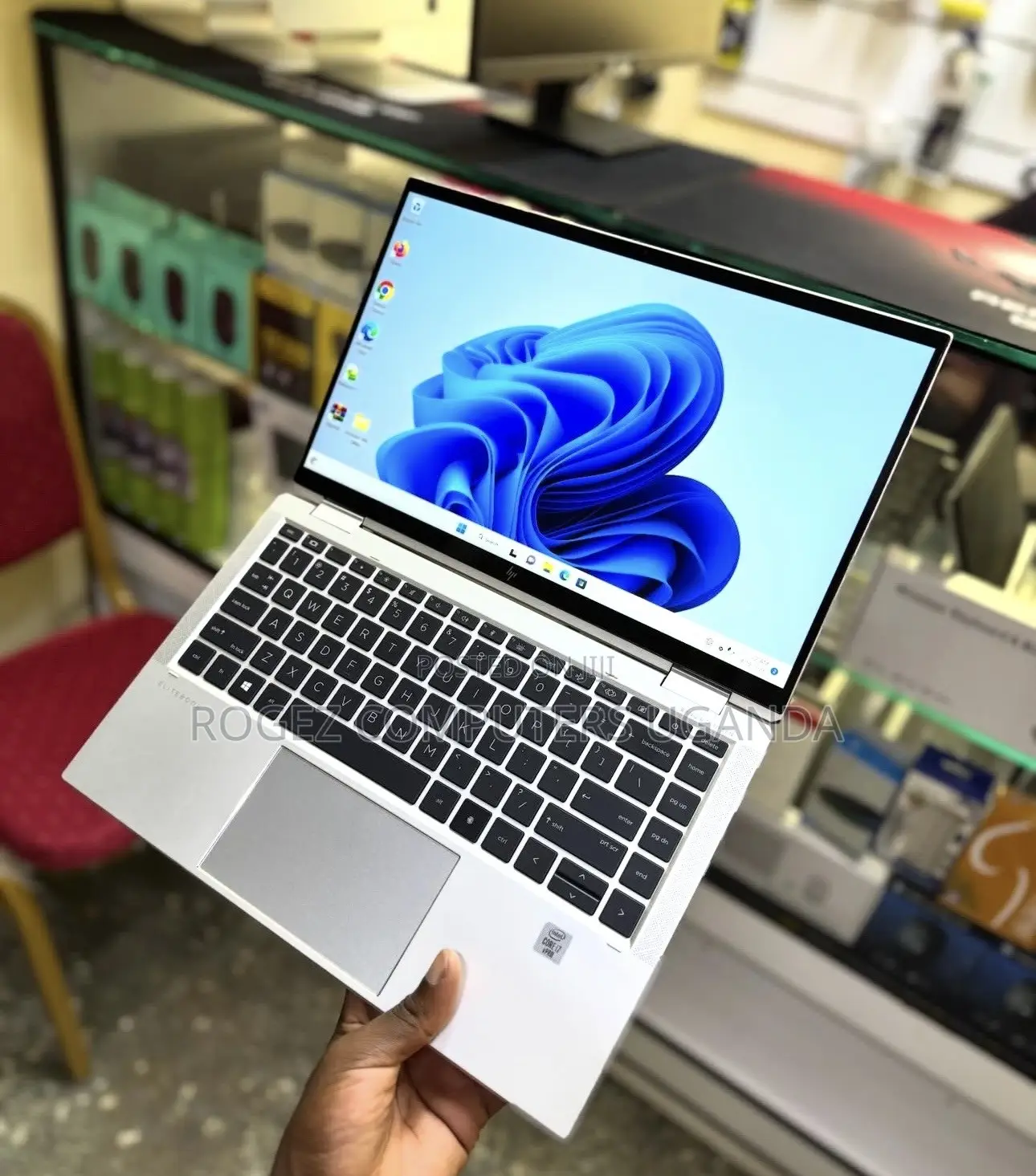 New Laptop HP EliteBook x360 1040 G7 16GB Intel Core i7 SSD 256GB