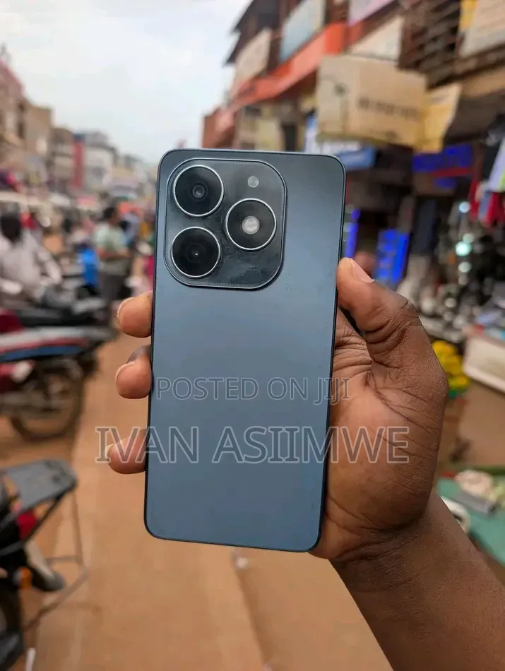 Tecno Spark 20 128 GB Black