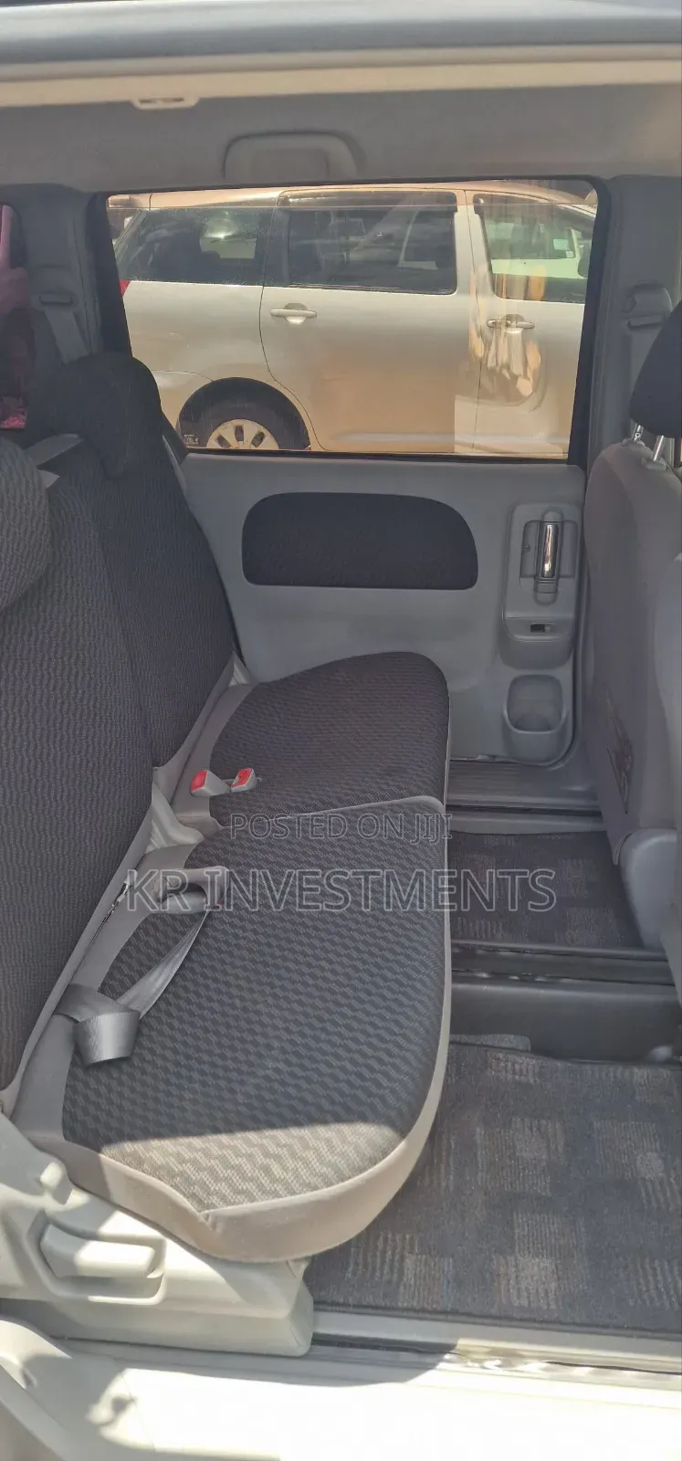 New Toyota Sienta 2010 Gray