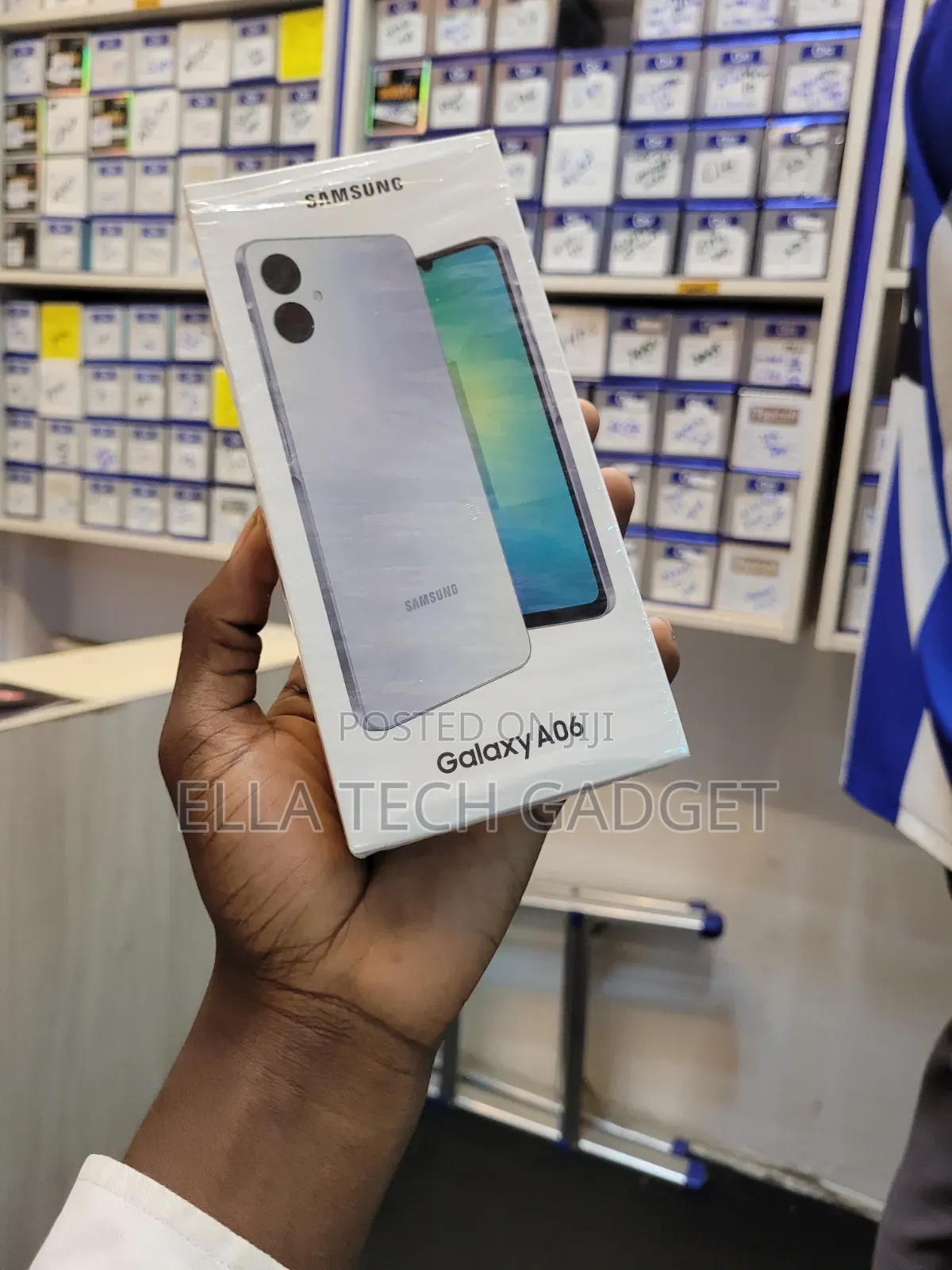New Samsung Galaxy A06 128 GB Blue