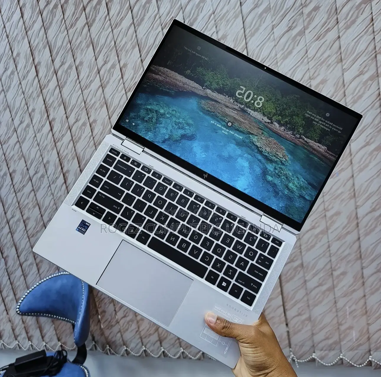 New Laptop HP EliteBook X360 1040 G11 8GB Intel Core i7 SSD 512GB