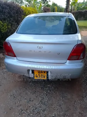 Toyota Platz 1999 Silver