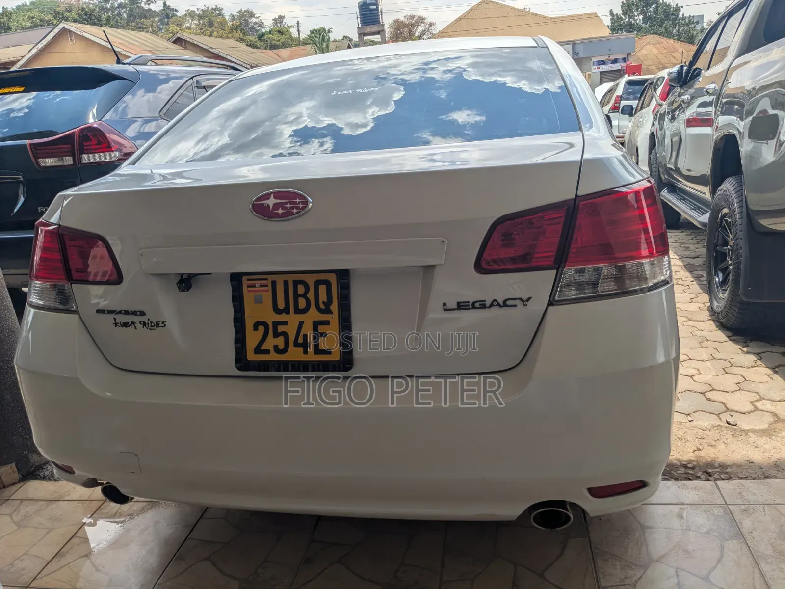 Subaru Legacy 2013 White