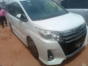 Toyota Noah 2015 White