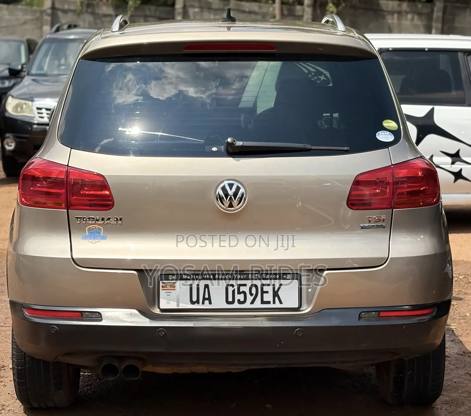 Volkswagen Tiguan 2.0 S 4Motion 2012 Gold