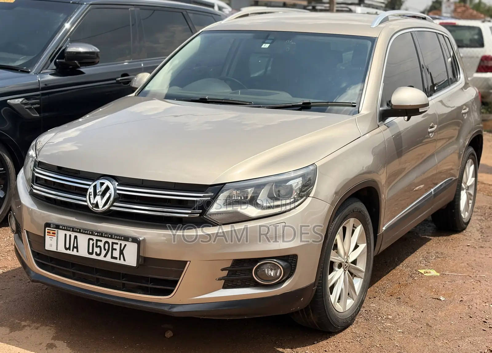 Volkswagen Tiguan 2.0 S 4Motion 2012 Gold