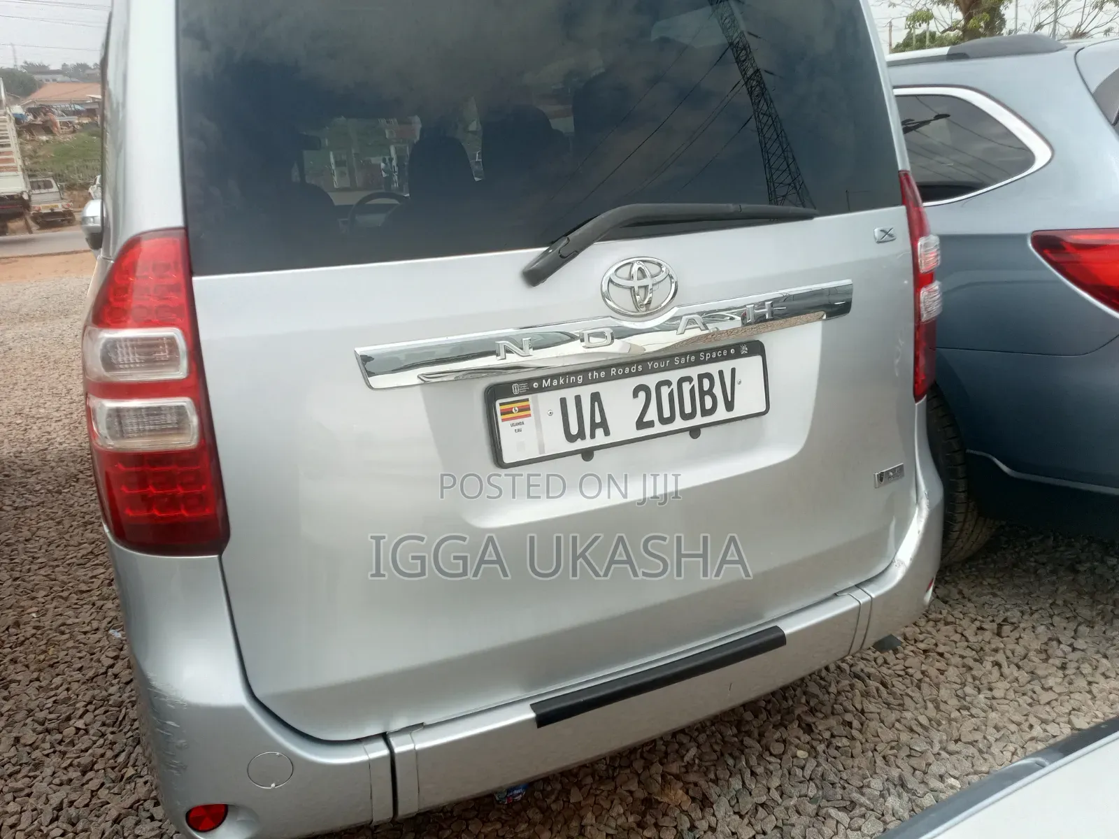 Toyota Noah 2011 Gray