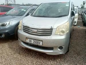 Toyota Noah 2011 Gray