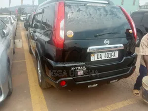 Nissan X-Trail 2012 Black