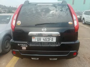 Nissan X-Trail 2012 Black