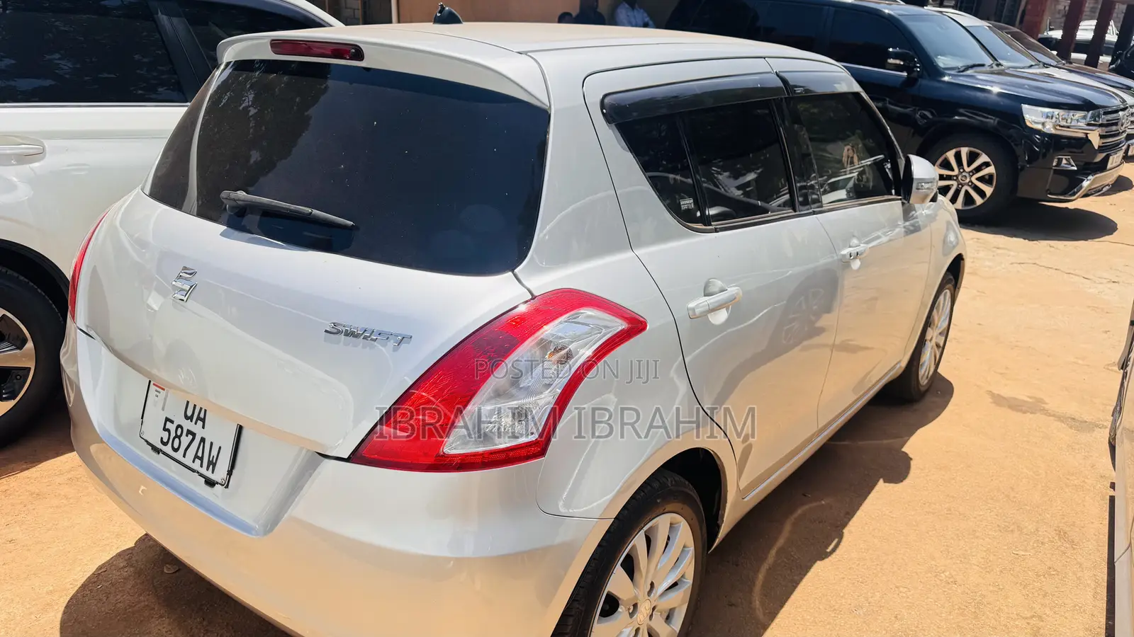Suzuki Swift 2012 Silver