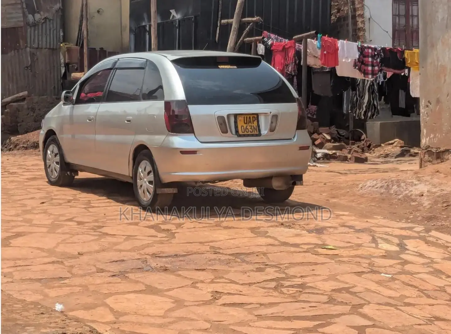 Toyota Nadia 2000 Silver